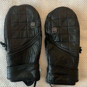 CandyGrind Snow mittens